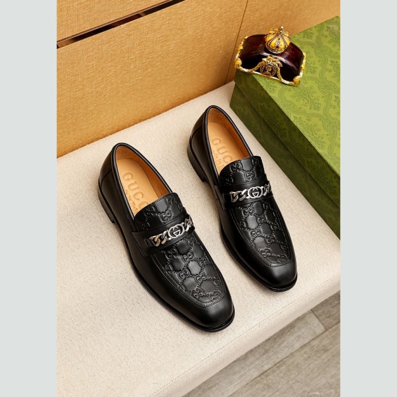 G*u*i leather shoes